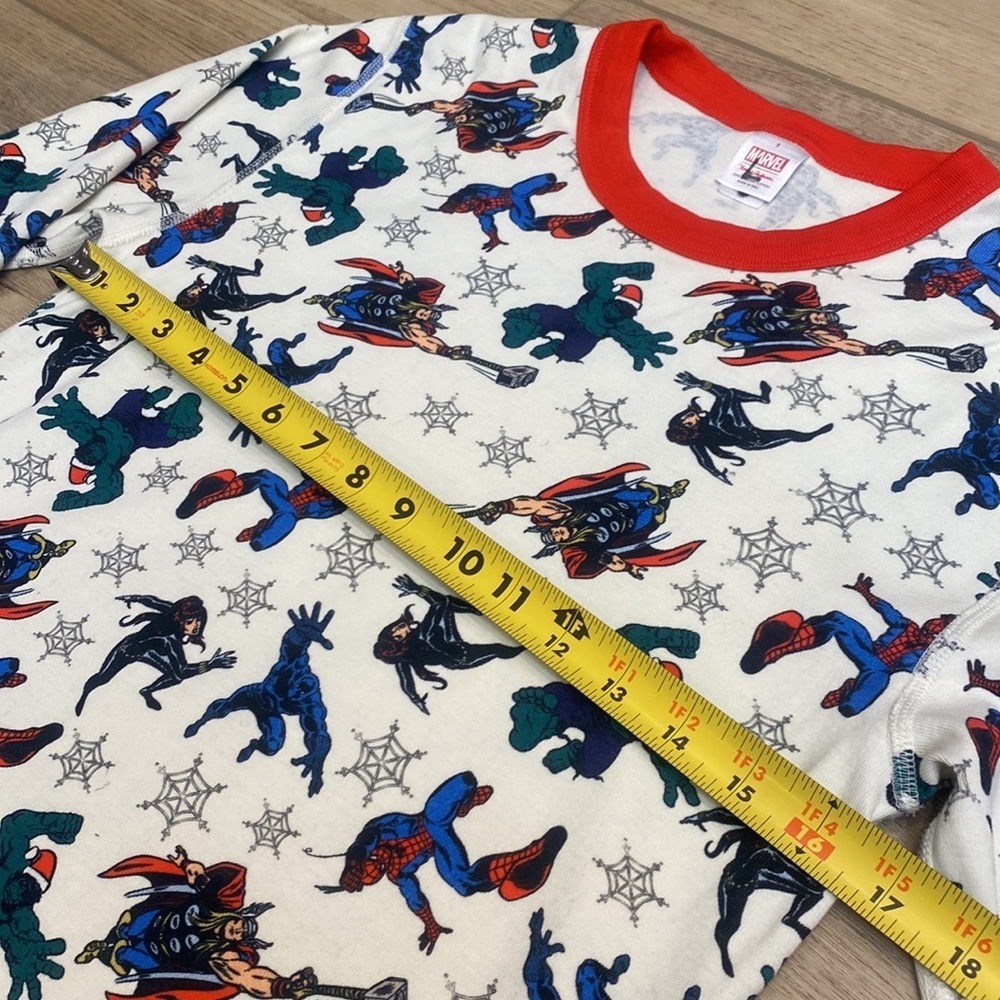 Hanna Andersson |‎ Marvel Avengers | Christmas Pajama Top - Picture 12 of 13